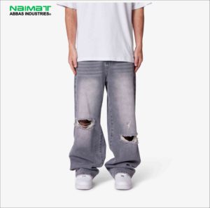 Fournisseur de jeans en denim gris oversize, pantalons baggy déchirés aux genoux, style skate, pour la production en gros de streetwear - Product Image 1