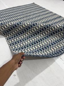 Tapis en laine noué à la main, motif géométrique, brun naturel et noir, poils plats, confortable, adapté aux animaux domestiques, tapis de zone fait main, style moderne pour la maison - Product Image 4