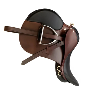 Silla de Montar Inglesa de Cuero de Alta Calidad con Diseño Personalizado para Caballos - Equipo Ecuestre Duradero y Cómodo - Product Image 3