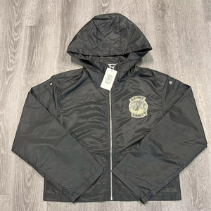 Conjunto Deportivo de Invierno 2025 de Alta Calidad, Chaqueta con Capucha y Pantalones de Chándal en Poliéster/Algodón, Color Negro, con Logotipo Personalizado Bordado - Product Image 4