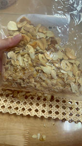 Rodajas de ajo deshidratado de calidad superior de Vietnam, crujiente aromático a granel empaquetado con el mejor precio al por mayor de Alibaba, 99 DATOS DE ORO - Product Image 5