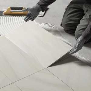 Adhésif pour carrelage flexible C2TES1 gris blanc résistant aux intempéries à base de ciment pour carrelage de grande taille, murs et sols - Product Image 4