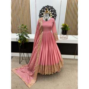 Vestido de fiesta de diseñador XL con trabajo de secuencia de bordado pesado completo incluye Pent y Dupatta - Product Image 1