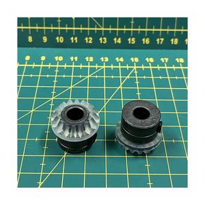 PIÈCES DE MACHINE À COUDRE DOMESTIQUE 98182 GEAR FABRIQUÉES À TAIWAN - Product Image 2