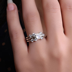 Nuevo Anillo Ajustable de Plata de Ley 925 con Diamantes, Joyería Moderna para Mujeres y Niñas, Ideal para Bodas y Fiestas - Product Image 1