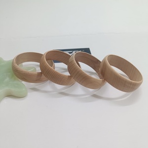 Bracelet en bois dur naturel rustique fait main léger et tendance pour femme, idéal pour le quotidien et les cadeaux - Product Image 3