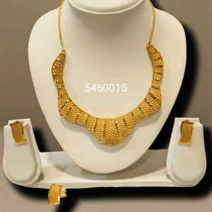 AWAIS HOUSE Nuevo Conjunto de Collar y Pulsera de Latón Chapado en Oro Estilo Hip Hop para Mujer, con Engaste de Diamantes Gruesos para Fiesta y Boda - Product Image 1