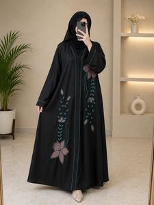 Burqa de mariage élégante et raffinée pour femmes, collection été/printemps, vente en gros Dubaï Turquie Oman, robe Abaya ouverte avec hijab - Product Image 2