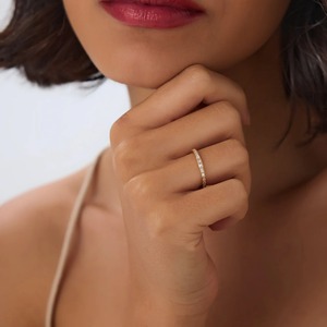 Elegante Anillo de Eternidad con Diamantes Cultivados en Laboratorio, Mitad Baguette y Mitad Redondos, de 0.45 Quilates, en Oro de 14K, Anillo de Boda Perfecto para un Amor Eterno - Product Image 3
