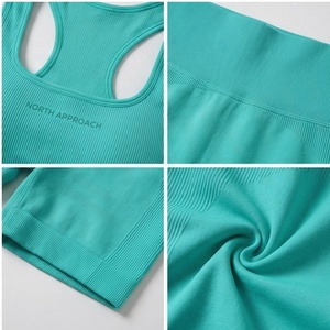 Conjunto de Yoga de 2 Piezas North Approach, Cierre Frontal Completo, Color Negro Sólido, Absorbe el Sudor, Ropa Deportiva para Mujer - Product Image 4