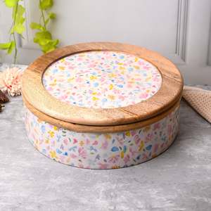 Exquisita Cazuela de Madera con Diseño Floral para Guardar Pan - Product Image 4
