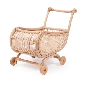 Cochecito de Mimbre Tejido a Mano para Muñecas, Diseño Exclusivo, Juguete Infantil, Modelo de Cochecito de Juguete para Juego de Imitación, Venta al por Mayor - Product Image 1