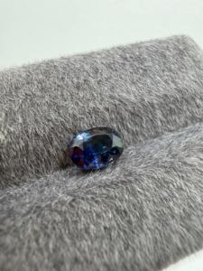 Zafiro azul natural vivo, corte ovalado, piedra preciosa suelta de 1.65 quilates, 7.5x5.5x4 mm, de Ceilán, Sri Lanka, para la fabricación de joyas por Zehra Gems. - Product Image 6