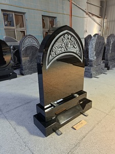 Monumento Conmemorativo <span class=keywords><strong>de</strong></span> Granito Negro Indio con Grabado Floral Estilo Irlandés - Product Image 5