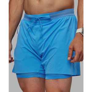 Shorts de sport pour homme en polyester tissé 100 %, bleu uni, séchage rapide, avec cordon de serrage à la taille et design mi-longueur - Product Image 4