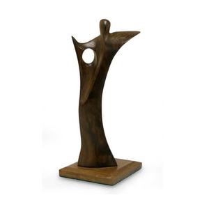 Sculpture en bois simple conçue pour la décoration quotidienne, apportant une ambiance chaleureuse et une touche artistique - Product Image 1