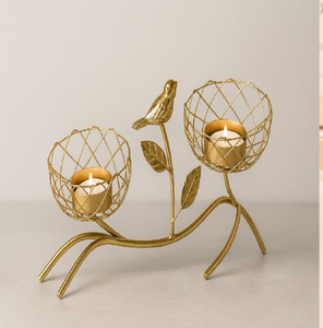 Un élégant porte-bougie en feuille d'or ajoute une touche de nature à votre décoration. Haute qualité, disponible à prix de gros. - Product Image 4