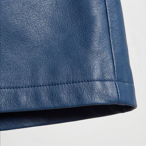 Minifalda de Mujer de Cintura Alta de Piel Sintética con Abertura Asimétrica, Color Sólido Brillante, Diseño Dividido, Estilo Tejido para Todas las Estaciones - Product Image 6