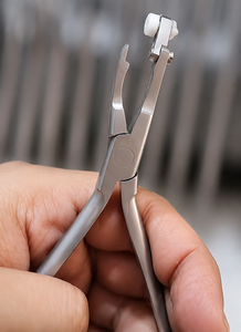 Pince manuelle professionnelle KIMBEL pour enlever les couronnes orthodontiques, instrument chirurgical dentaire en acier inoxydable pour l'extraction de couronnes et de bridges - Product Image 2