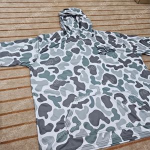 เสื้อแจ็คเก็ตเบสบอลแบบมีฮู้ดพิมพ์ลายพรางแบบยูนิเซ็กซ์ แขนกุด แห้งเร็ว ผลิตจากโพลีเอสเตอร์ มีกระเป๋าหน้า เหมาะสำหรับใส่ในฤดูร้อน - Product Image 3