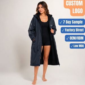 Chaqueta Deportiva Larga con Capucha, Forro Sherpa Impermeable de 300GSM, Cierre Completo, Personalizable OEM ODM, Venta al Por Mayor - Product Image 1