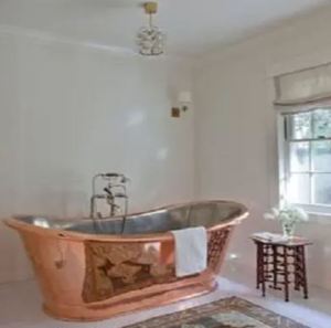 Baignoire autoportante classique en cuivre antique, ovale, faite à la main, en métal, sans couvercle, pour salle de bain à domicile - Product Image 4