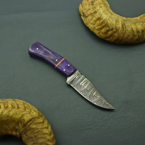 Couteau EDC à lame fixe en acier Damas, forgé à la main, manche en bois Pakka violet, couteau utilitaire pour le camping et le bushcraft, vente en gros OEM - Product Image 4