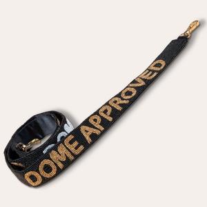 Correa de Bolso Bordada a Mano con Cuentas de Cristal de la Marca CRYSTAL CRAFT, Personalizable con Nombre, para Uso Escolar, en Estadios y Eventos Deportivos - Product Image 1