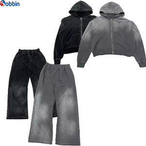 Conjunto Deportivo para Hombre BOBBIN INDUSTRIES, Sudadera con Cierre y Pedrería, Pantalones Deportivos con Corte Acampanado, Lavado Ácido, 2 en 1, Poliéster/Algodón, Última Tendencia - Product Image 1