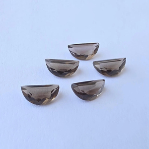 Quartz fumé facetté de qualité AAA+, forme demi-lune, pierre précieuse naturelle calibrée pour la fabrication de bijoux - Product Image 3