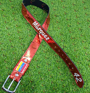 Cinturón de poliéster duradero con hebilla de aleación, elástico y ajustable para béisbol, softbol y deportes - Product Image 4