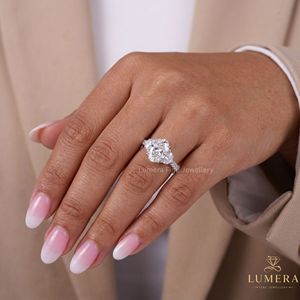 Three Stone Lab Grown Diamond Bridal <b>Ring</b> 9K 10K 14K 18K Solid Gold Custom Fine Jewelry Engagement <b>Ring</b> for Women - Product Image 3