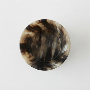 Verre rustique écologique fait main en corne de buffle naturelle avec des veines uniques pour la reconstitution historique, par REHMAN CRAFT - Product Image 3