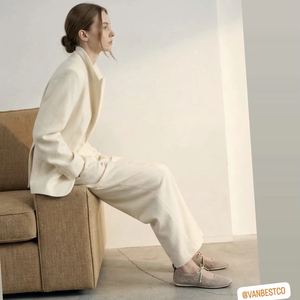 Sneakerina - Product Image 1