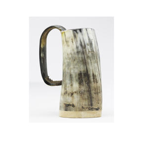 Toque su estilo Taza vikinga de cuerno La mejor decoración interior Diseño de material único con taza para beber de gran diseño de color natural - Product Image 1