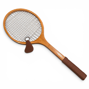 Raqueta de Tenis Vintage Geoffrey - Mango de Cuero, Eje de Madera y Malla de Hilo - Decoración Portátil Solo para Uso en Interiores/Exteriores - Product Image 1