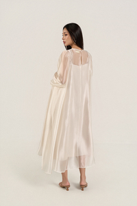 Vestido Midi a Rayas de Seda Voile para Mujer, Cuello Redondo, Manga Regular, Detalle de Botones y Abertura Lateral, Corte Holgado Minimalista - Product Image 5