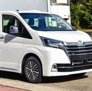Producto TOP USADO en Perfectas Condiciones, Modelo 2022 Toyota Hiace VX, 9 Plazas, Diésel 2.8L 6A/T (HC-RP22) LISTO PARA USAR - Product Image 2