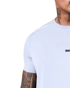 T-shirt athlétique blanc à bordures contrastées pour homme, décontracté, à manches courtes, col rond, vêtements de sport légers et respirants, à porter au quotidien en été pour homme - Product Image 3