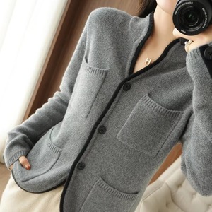 Power Abaan Sports Polyester/Cotton Breathable Floral Print <b>Winter</b> Women's V-neck Cardigan Casual Knit <b>Tops</b> Korean Fashion - Product Image 5