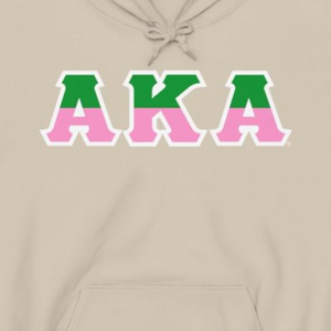 Sudadera con Capucha AKA de Dos Tonos con Letras, Sudadera Premium de Forro Polar, Ropa Personalizada para Hermandades Griegas, para Mujer, en Beige Arena, Verde y Rosa - Product Image 6