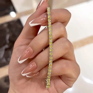 Bracelet tennis tendance en argent sterling 925 plaqué or blanc 18 carats avec moissanite et saphir jaune taille ronde classique pour femme, 190 mm - Product Image 3