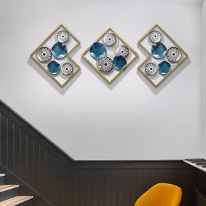 27.6 \ "moderno unico Set di decorazioni da parete in metallo con foglie di loto 3 pezzi con cornice quadrata in oro - Product Image 6