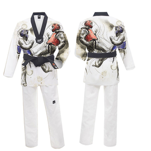 Tenue d'entraînement d'arts martiaux de haute qualité, uniforme de Taekwondo et de Karaté, ensemble de vêtements en polyester à séchage rapide et absorbant la transpiration, avec ajustement réglable - Product Image 5