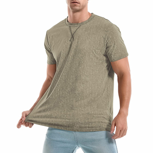 เสื้อยืดคอกลมแขนสั้นสีเขียวมะกอกทรงปกติสำหรับผู้ชายปี 2026 ผลิตจากผ้าฝ้ายเนื้อนุ่ม สวมใส่สบาย มีจำหน่ายขายออนไลน์ - Product Image 2