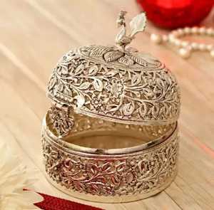 Antique Silver Embossed Metal Jewelry <b>Box</b> Handcrafted Floral Pattern <b>Trinket</b> Holder Storage Chest Case Wholesale - Product Image 5
