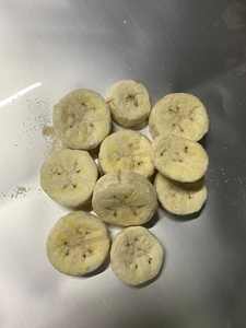 Premium Freeze-Dried Banana Chunks 100% Natural Crunchy Fruit Snacks - Product Image 2