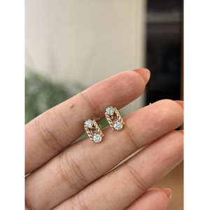 Boucles d'oreilles clous ouvertes en diamant de laboratoire rond 0,40 ct, or 14 carats, barre tressée, bijoux fins contemporains minimalistes pour femme - Product Image 4