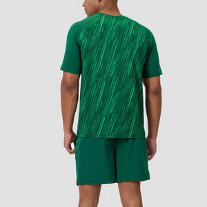 Ensemble de 2 pièces : T-shirt et short légers, respirants, extensibles dans quatre directions, avec impression par sublimation sur toute la surface - Product Image 2