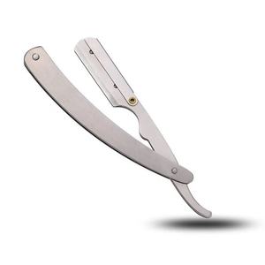 Rasoir de barbier professionnel en acier inoxydable avec poignée antidérapante et support de lame tranchante pour le modelage de la barbe, utilisation en salon - Product Image 1